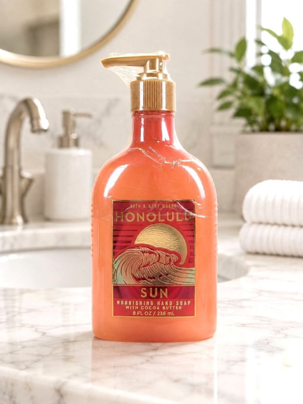 Bath & Body Works HONOLULU SUN Hand Soap w  Nourishing Cocoa Butter 8 Oz